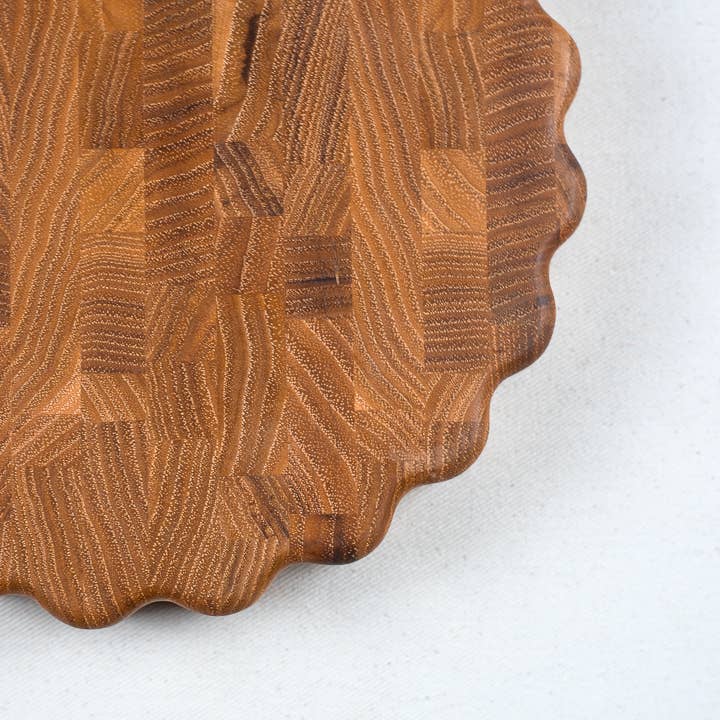 MARI WAVY EDGE BUTCHER BLOCK: 10"