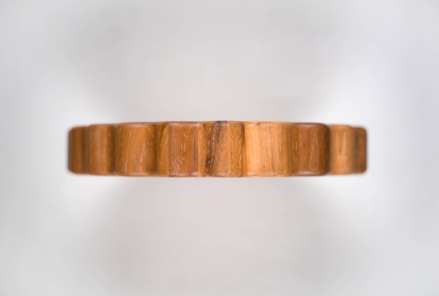 MARI WAVY EDGE BUTCHER BLOCK: 11.5"