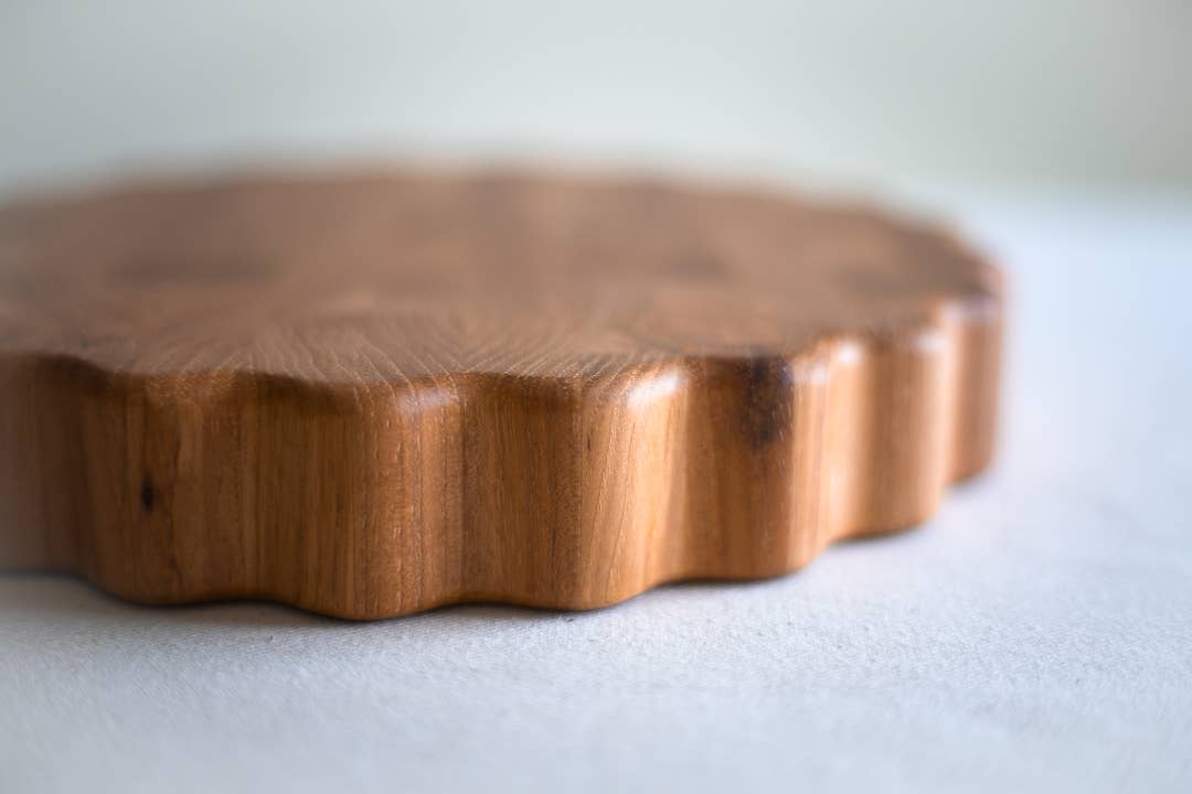 MARI WAVY EDGE BUTCHER BLOCK: 10"
